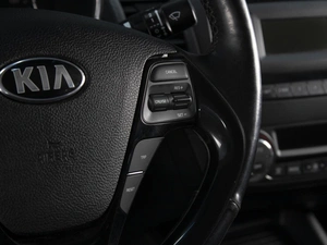 Седан Kia Cerato 2018 года, 1420000 рублей, Омск