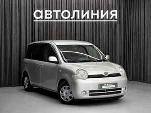 Минивэн Toyota Sienta 2005 года, 515000 рублей, Красноярск