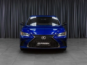 Седан Lexus ES 2018 года, 4469000 рублей, Тюмень