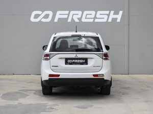 Внедорожник Mitsubishi Outlander 2014 года, 1550000 рублей, Краснодар