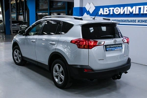 Внедорожник Toyota RAV4 2015 года, 2018000 рублей, Солонцы