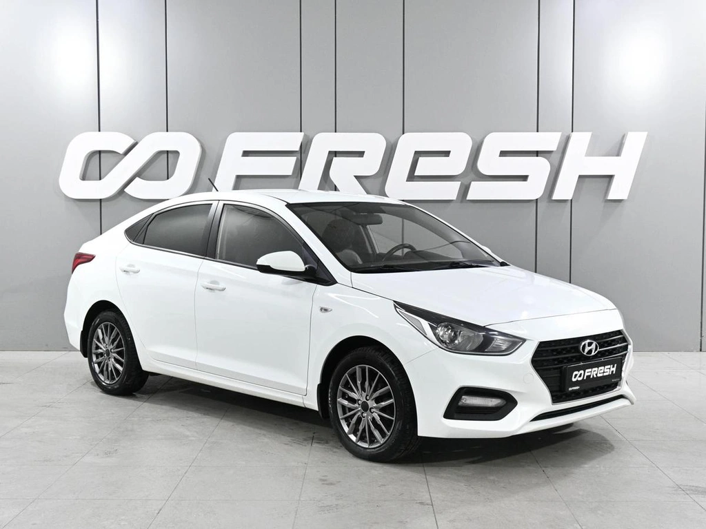 Седан Hyundai Solaris 2017 года, 1370000 рублей, Аксай