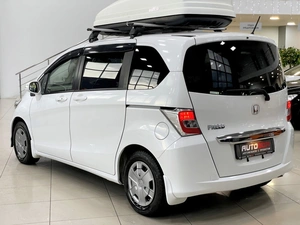 Минивэн Honda Freed 2014 года, 1137000 рублей, Солонцы