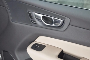 Внедорожник Volvo XC60 2025 года, 6269000 рублей, Красноярск