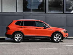 Внедорожник Volkswagen Tiguan Allspace 2019 года, 2684000 рублей, Кирилловка