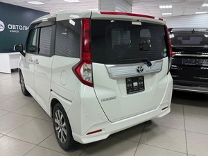 Минивэн Toyota Roomy 2019 года, 1098000 рублей, Ачинск