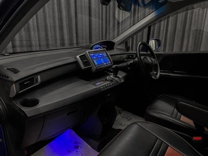 Минивэн Honda Freed 2013 года, 1090000 рублей, Красноярск
