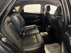 Седан Hyundai Sonata 2019 года, 1759000 рублей, Красноярск