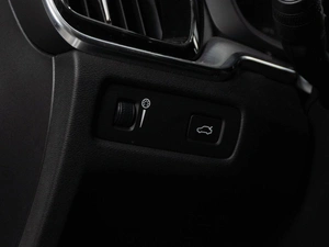 Универсал Volvo V60 Cross Country 2020 года, 3279000 рублей, Тюмень