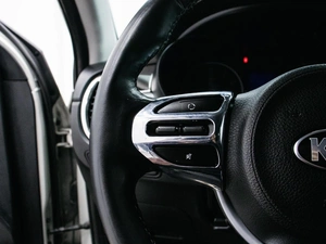 Седан Kia Rio 2019 года, 1389000 рублей, Красноярск