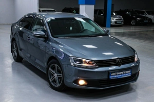 Седан Volkswagen Jetta 2011 года, 798000 рублей, Солонцы