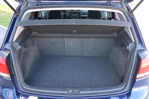 Хэтчбек Volkswagen Golf 2011 года, 810000 рублей, Мирное