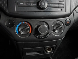 Хетчбэк Chevrolet Aveo 2009 года, 349000 рублей, Воронеж
