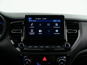 Седан Hyundai Solaris 2021 года, 1694444 рублей, Москва