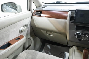 Седан Nissan Tiida Latio 2005 года, 439000 рублей, Новокузнецк