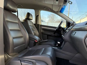 Минивэн Volkswagen Touran 2009 года, 685000 рублей, Ижевск