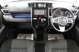 Хетчбэк Toyota Tank 2017 года, 1099000 рублей, Омск