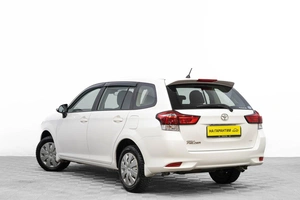 Универсал Toyota Corolla Fielder 2018 года, 1349000 рублей, Барнаул