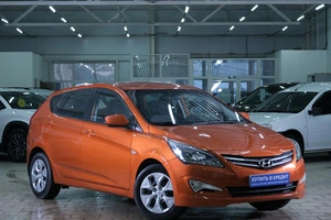 Хетчбэк Hyundai Solaris 2015 года, 949000 рублей, Омск