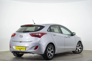 Хетчбэк Hyundai i30 2013 года, 849000 рублей, Оренбург