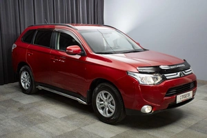 Внедорожник Mitsubishi Outlander 2013 года, 1490000 рублей, Красноярск