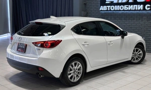 Хетчбэк Mazda Axela 2015 года, 1297000 рублей, Красноярск