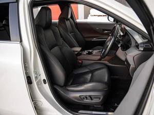 Внедорожник Toyota Harrier 2021 года, 4140000 рублей, Краснодар