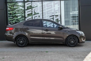 Седан Kia Rio 2014 года, 939000 рублей, Ульяновск