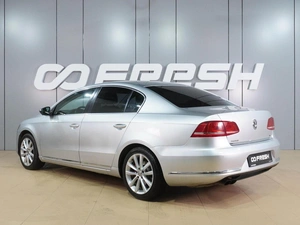 Седан Volkswagen Passat 2011 года, 899000 рублей, Воронеж