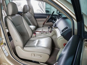 Внедорожник Toyota Highlander 2010 года, 1799000 рублей, Воронеж