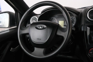 Лифтбек ВАЗ (LADA) Granta 2016 года, 399000 рублей, Омск