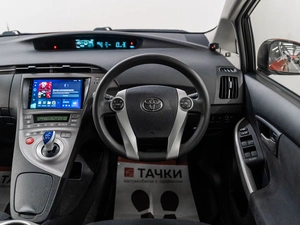 Лифтбек Toyota Prius 2012 года, 1150000 рублей, Красноярск
