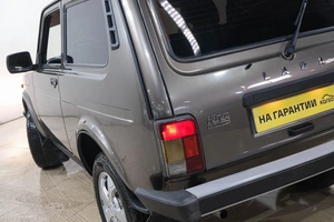 Внедорожник ВАЗ (LADA) 4x4 (Нива) 2021 года, 819000 рублей, Новокузнецк
