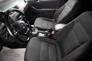Седан Volkswagen Jetta 2015 года, 1499000 рублей, Оренбург
