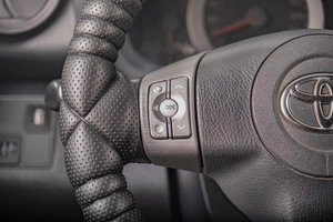 Внедорожник Toyota RAV4 2007 года, 1329000 рублей, Томск