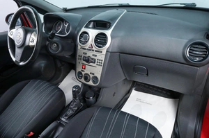 Хетчбэк Opel Corsa 2007 года, 459000 рублей, Челябинск