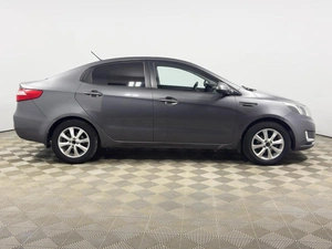Седан Kia Rio 2013 года, 835200 рублей, Казань