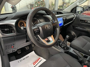 Пикап Toyota Hilux 2021 года, 4497000 рублей, Солонцы
