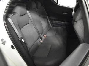 Внедорожник Toyota C-HR 2018 года, 1919900 рублей, Казань