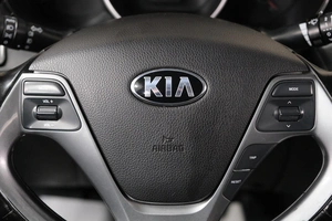 Седан Kia Rio 2016 года, 999000 рублей, Омск