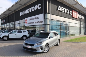Хэтчбек Kia Ceed 2020 года, 1920000 рублей, Мирное