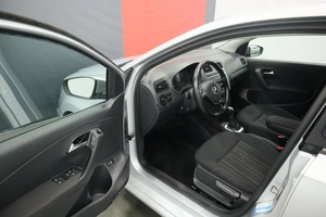 Седан Volkswagen Polo 2019 года, 1395000 рублей, Курск