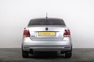 Седан Volkswagen Polo 2017 года, 1099000 рублей, Томск