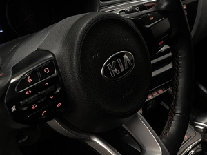 Хетчбэк Kia Rio X-Line 2019 года, 1490000 рублей, Красноярск