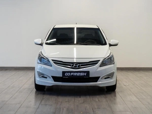 Седан Hyundai Solaris 2014 года, 749000 рублей, Саратов