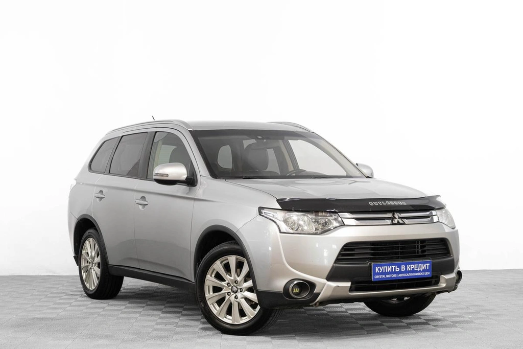 Внедорожник Mitsubishi Outlander 2014 года, 1799000 рублей, Барнаул