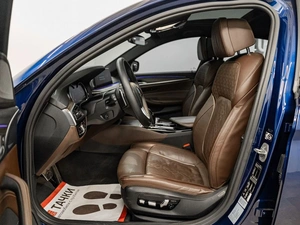 Седан BMW 5 серия 2017 года, 3700000 рублей, Красноярск