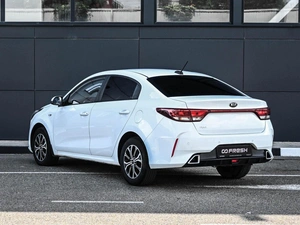 Седан Kia Rio 2020 года, 1489000 рублей, Кирилловка