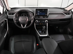 Внедорожник Toyota RAV4 2021 года, 3139000 рублей, Аксай