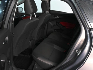 Хетчбэк Ford Focus 2011 года, 869000 рублей, Аксай